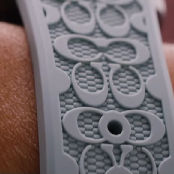 COACH Rubber Teal Embossed Apple Watch Strap for 38 40 41mm Apple Watches *BNIB - Picture 10 of 14